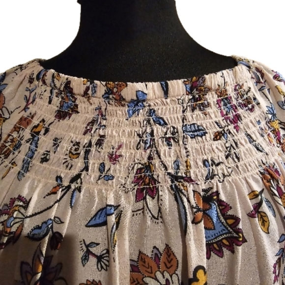 beachlunchlounge Boho Top With Bell Sleeve Size Small (s/p) - Picture 2 of 6